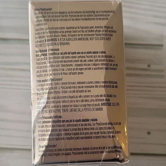 Elizabeth Arden Advanced Light Ceramide Capsules - Picture 4 of 5